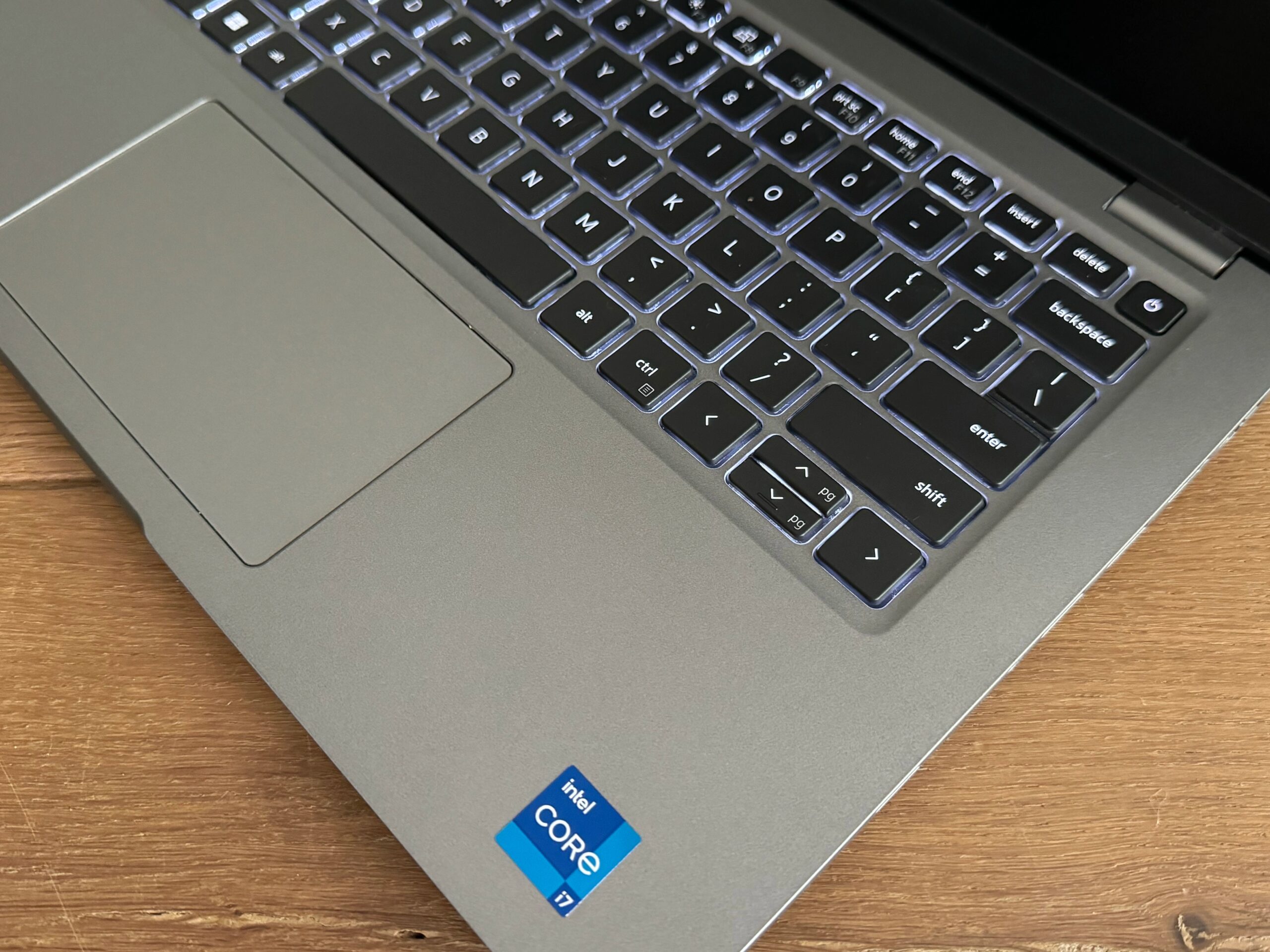 Dell Latitude 5420 i7-11th 16GB 512GB 14″ – \_ MENEER LAPTOP